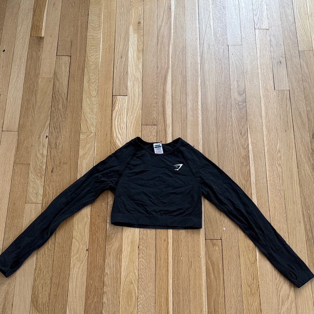 Gymshark long sleeved black crop top